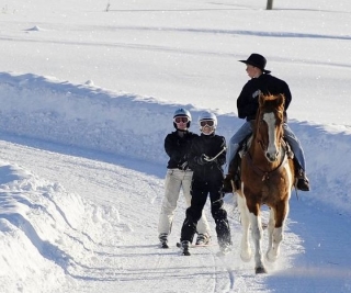  Bauges 的滑雪骑行和探索 